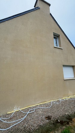 Nettoyage façade, traitement anti mousse